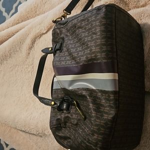 Fossil purse can be crossbody or carried